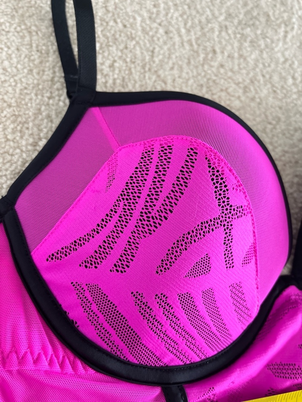 La Senza Hot Pink & Black Mesh Bustier Corset with Garters and Removable Padding - Picture 4 of 11